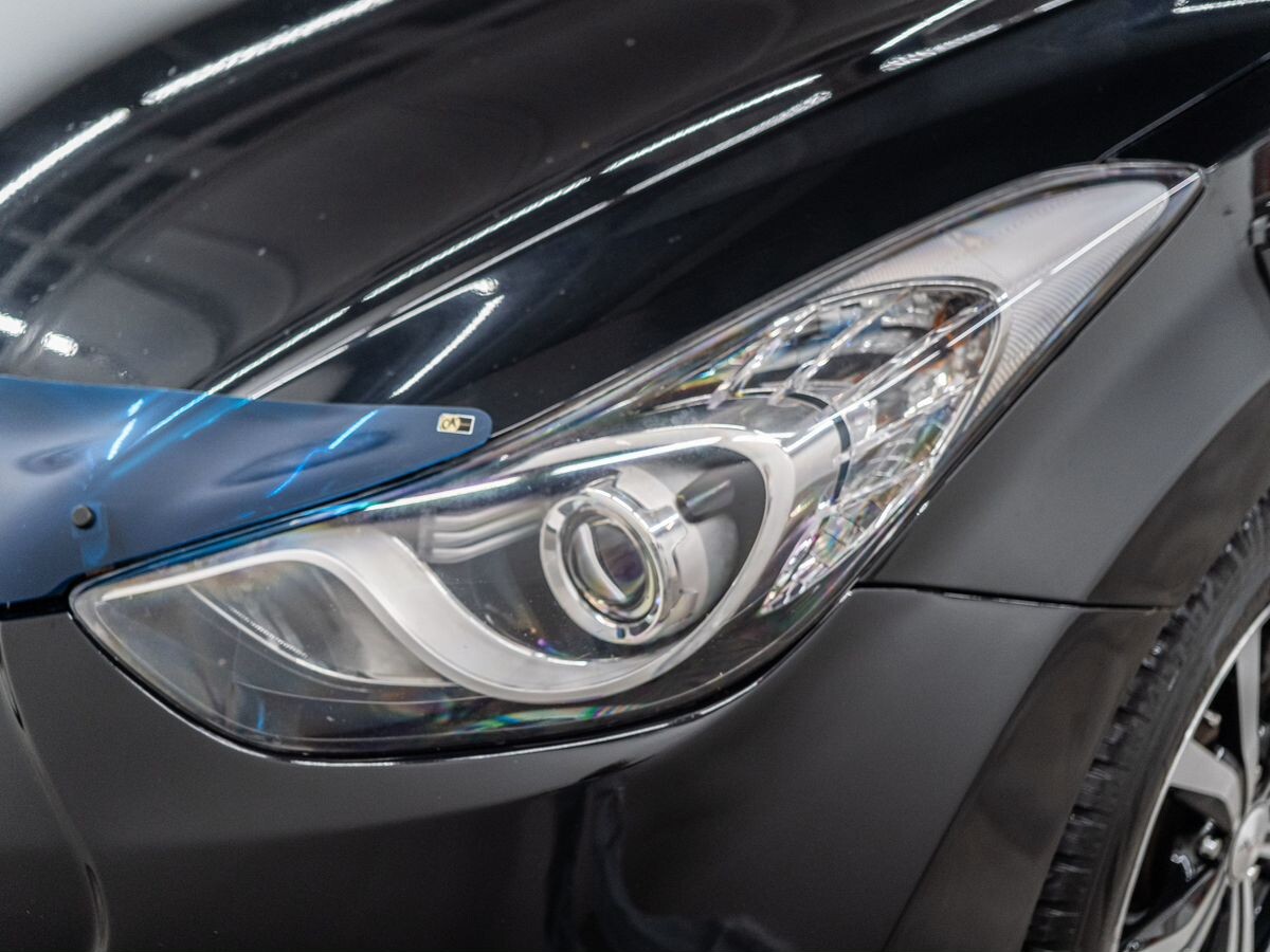Hyundai Avante 2011 - фото автомобиля