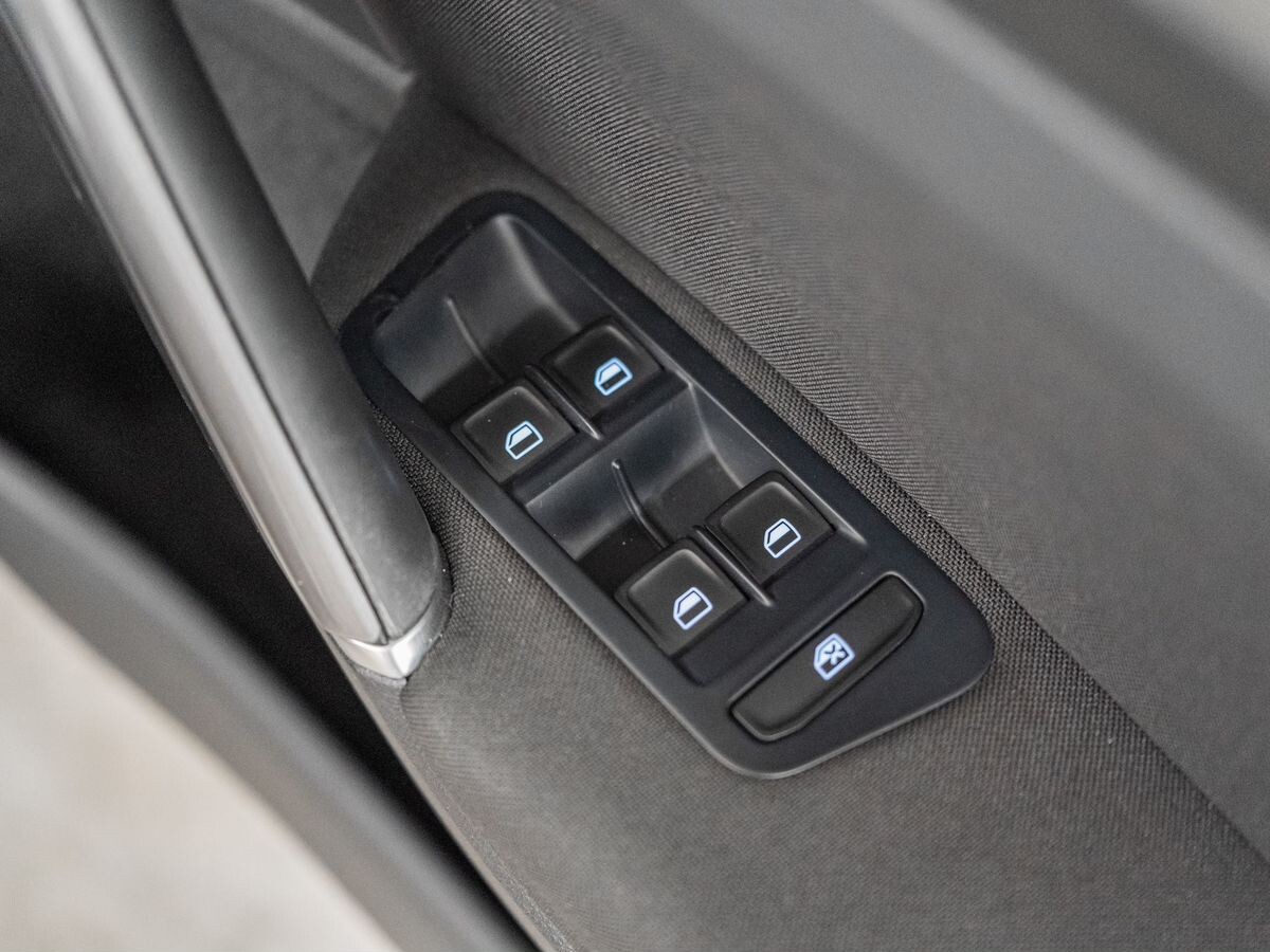 Volkswagen Golf 2014 - фото автомобиля