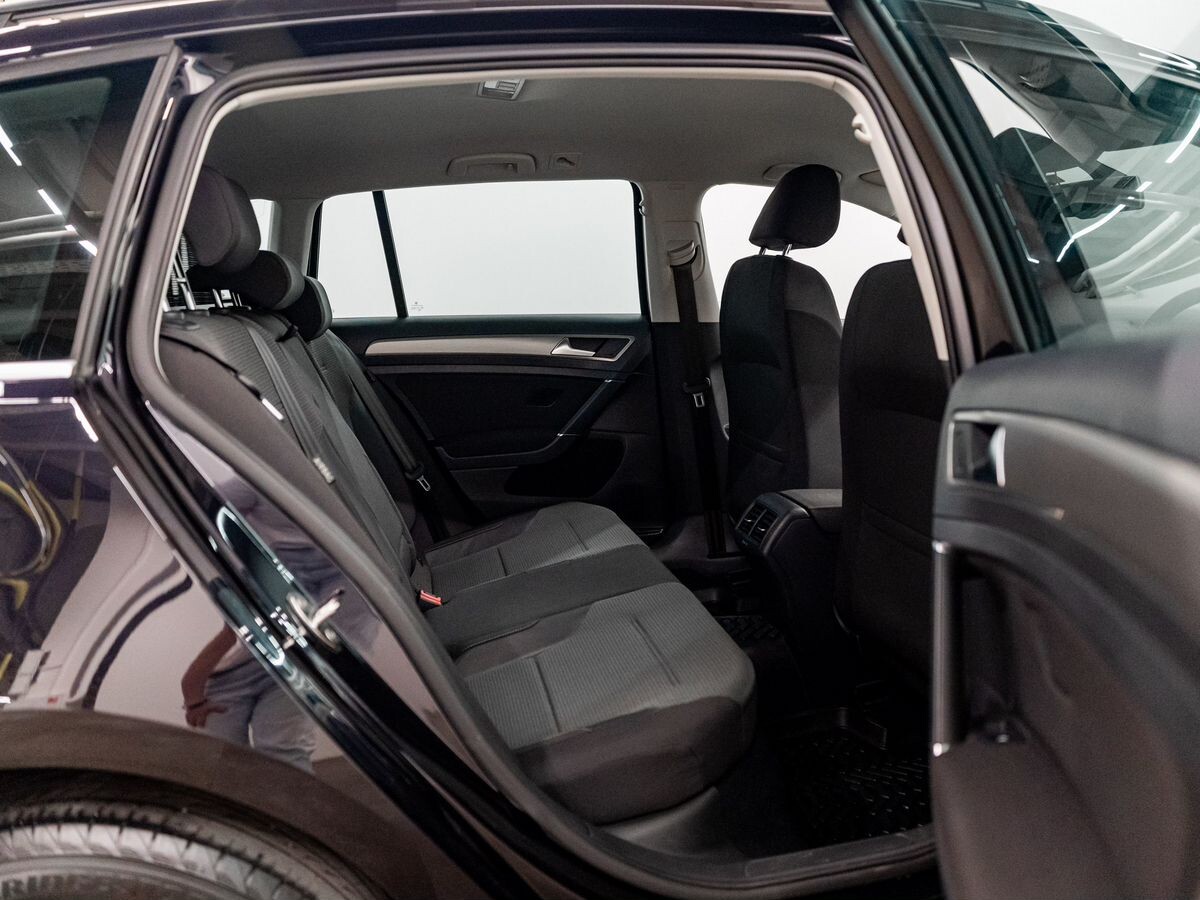 Volkswagen Golf 2014 - фото автомобиля
