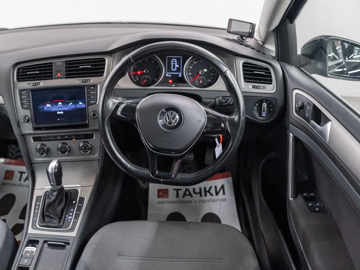 Volkswagen Golf 2014 - фото автомобиля