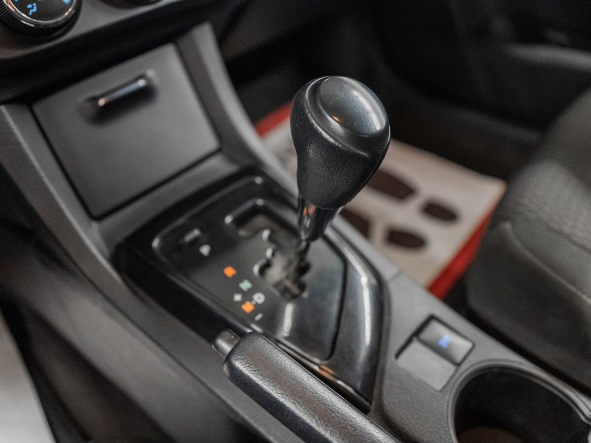 Toyota Corolla 2013 - фото автомобиля