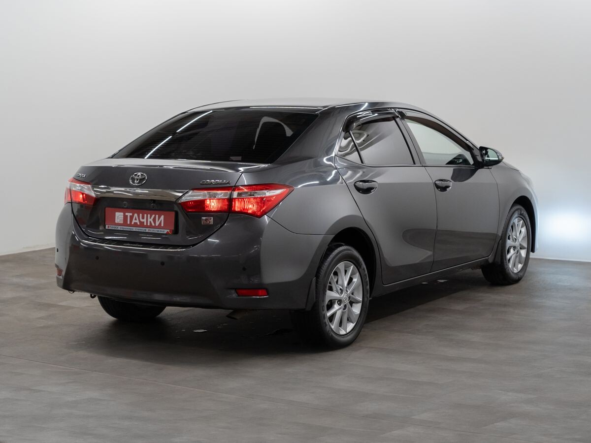 Toyota Corolla 2013 - фото автомобиля