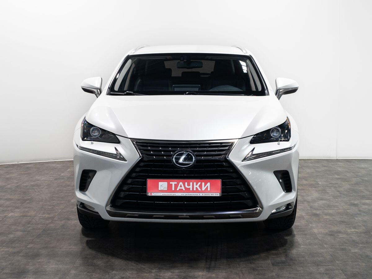 Lexus NX300 2017 - фото автомобиля