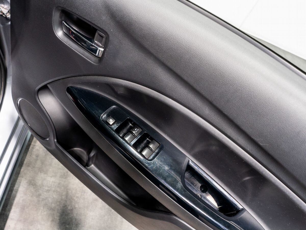 Mitsubishi Mirage 2017 - фото автомобиля
