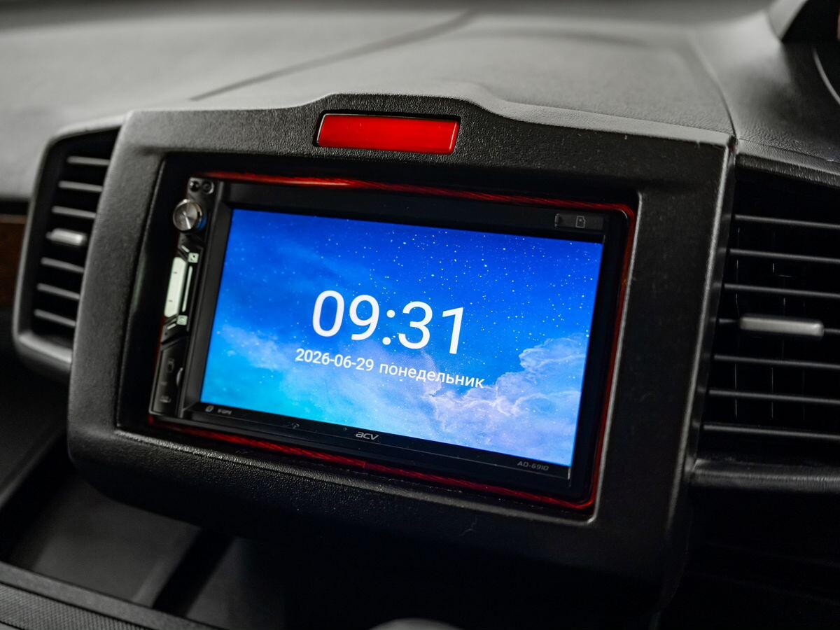 Honda Freed 2011 - фото автомобиля