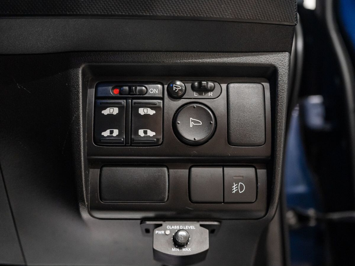 Honda Freed 2011 - фото автомобиля