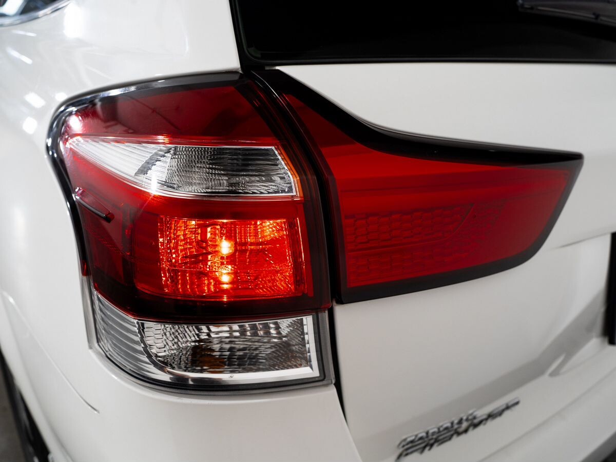 Toyota Corolla Fielder 2016 - фото автомобиля