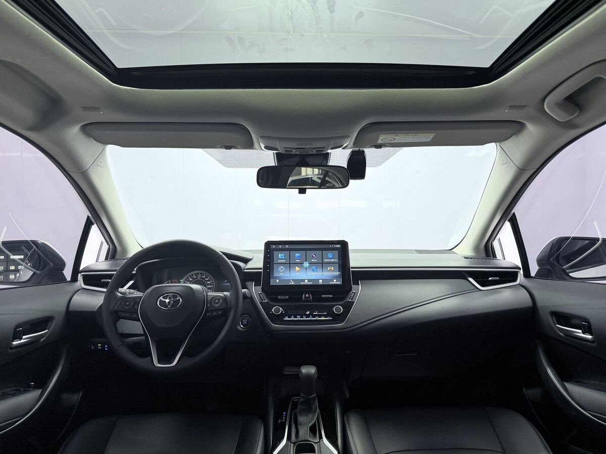 Toyota Corolla 2022 - фото автомобиля