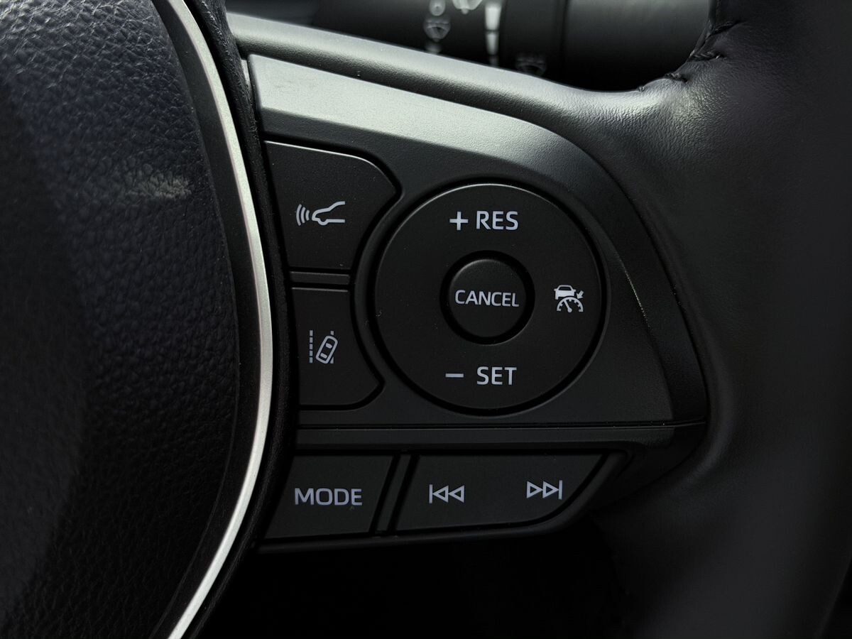 Toyota Corolla 2022 - фото автомобиля