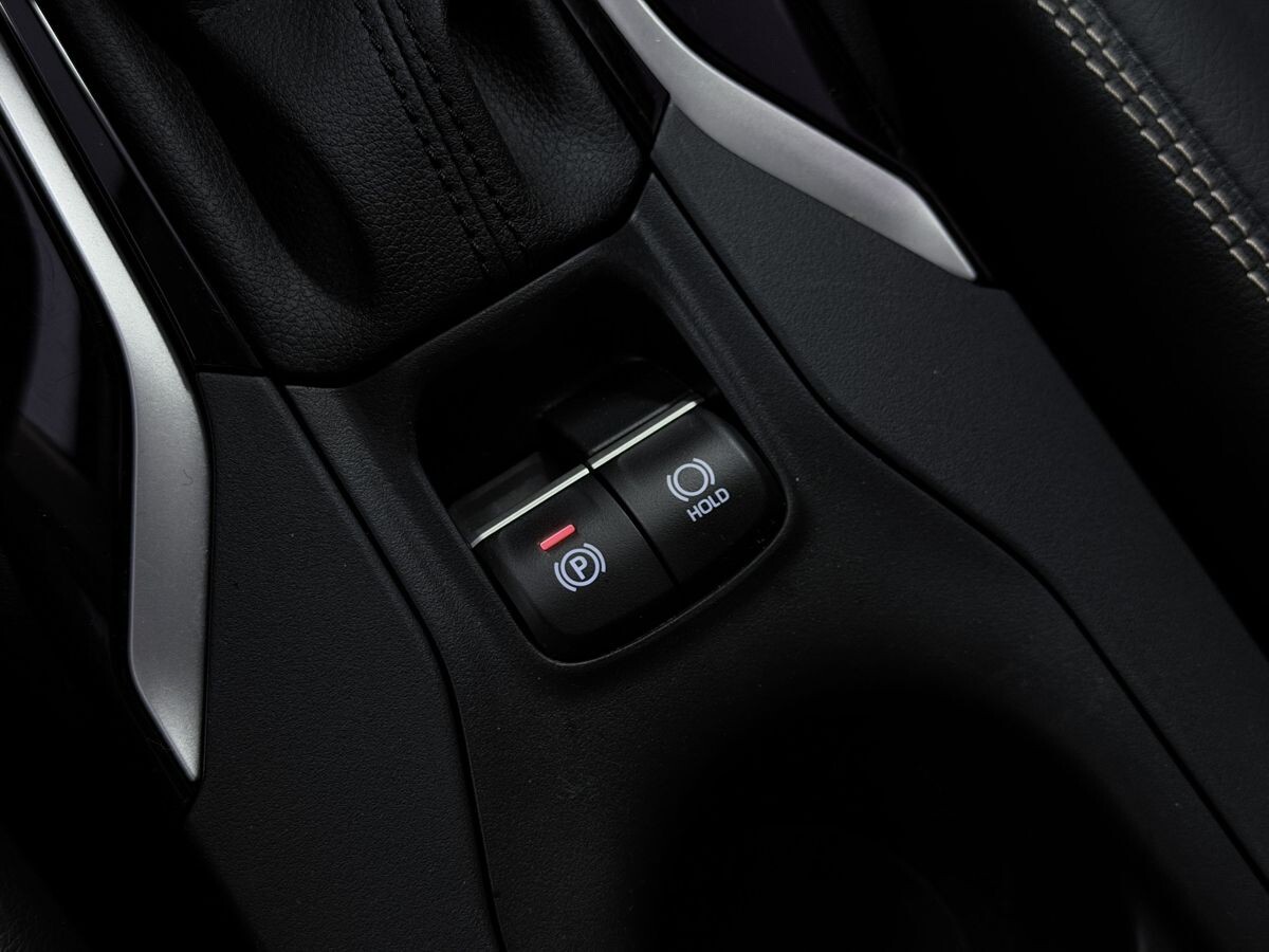 Toyota Corolla 2022 - фото автомобиля