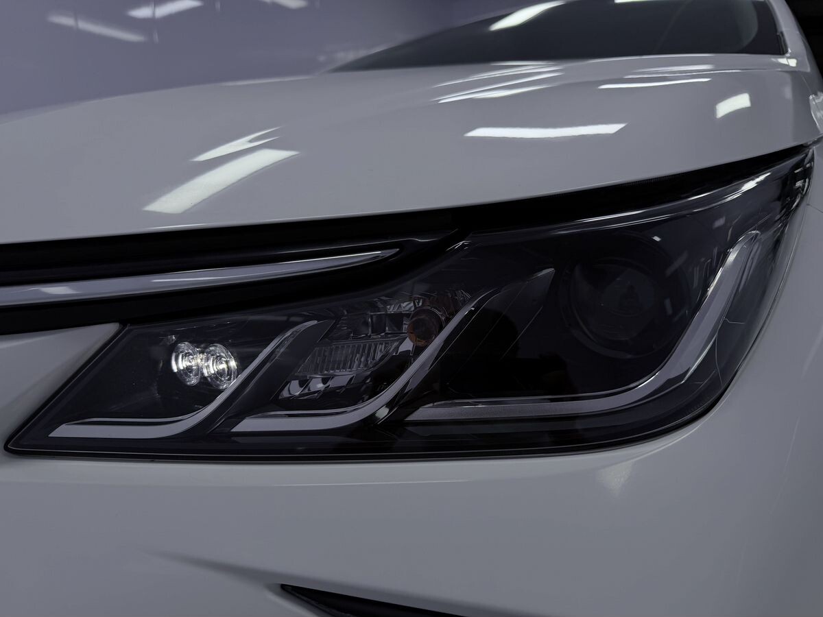 Toyota Corolla 2022 - фото автомобиля