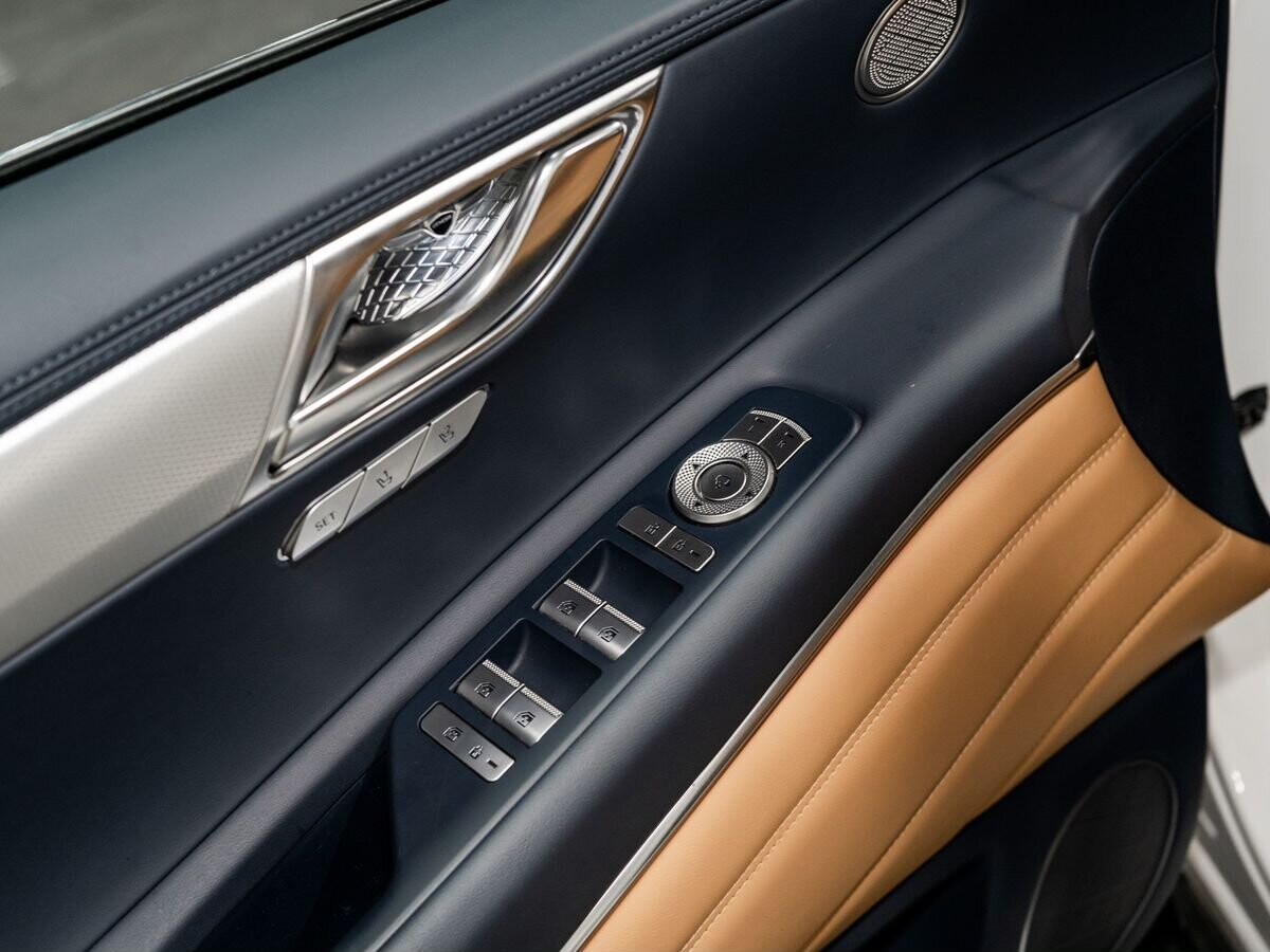 Genesis GV80 2020 - фото автомобиля