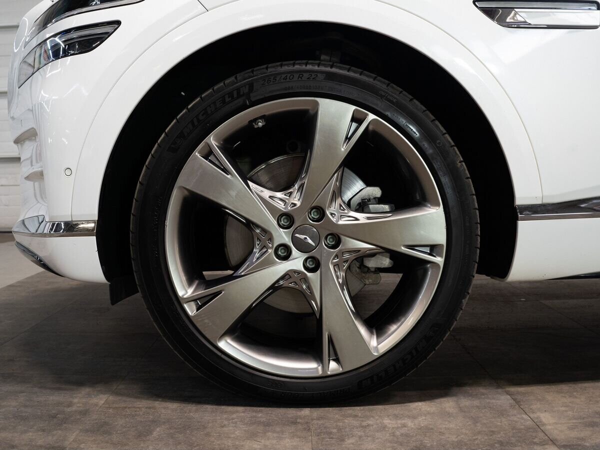 Genesis GV80 2020 - фото автомобиля