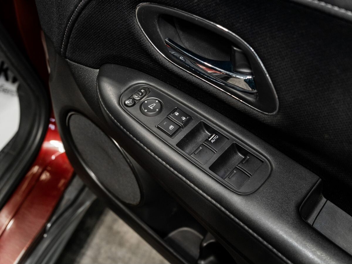 Honda Vezel 2014 - фото автомобиля