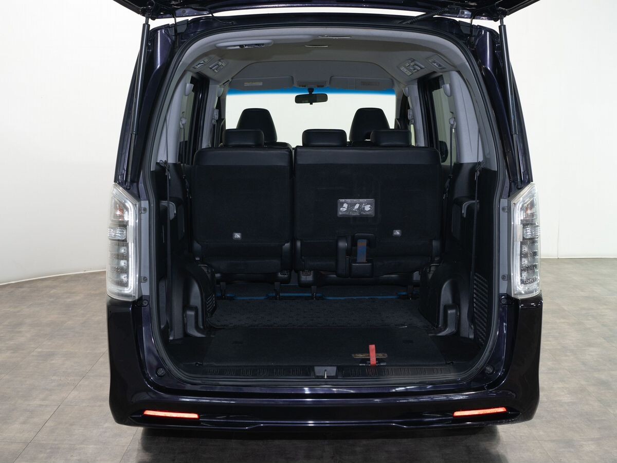 Honda Stepwgn 2014 - фото автомобиля