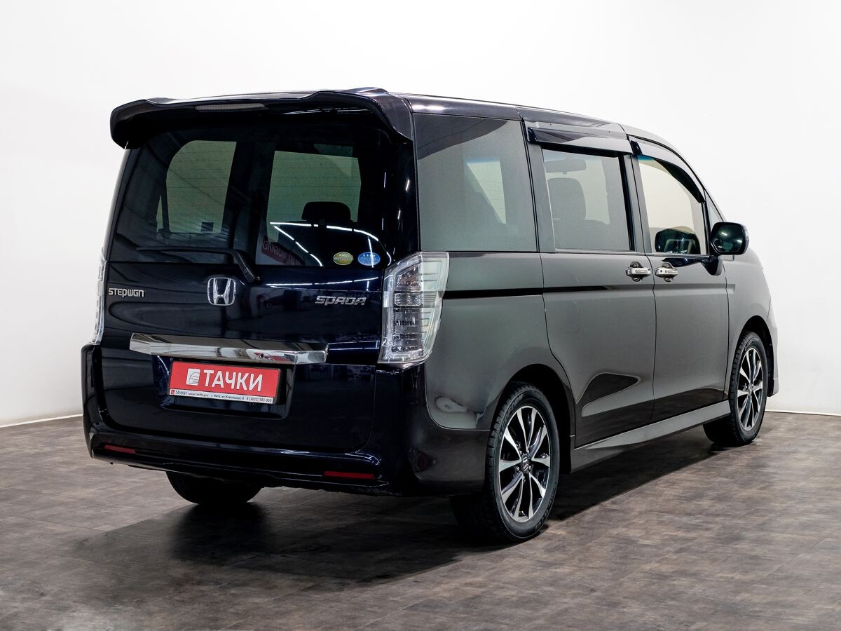 Honda Stepwgn 2014 - фото автомобиля