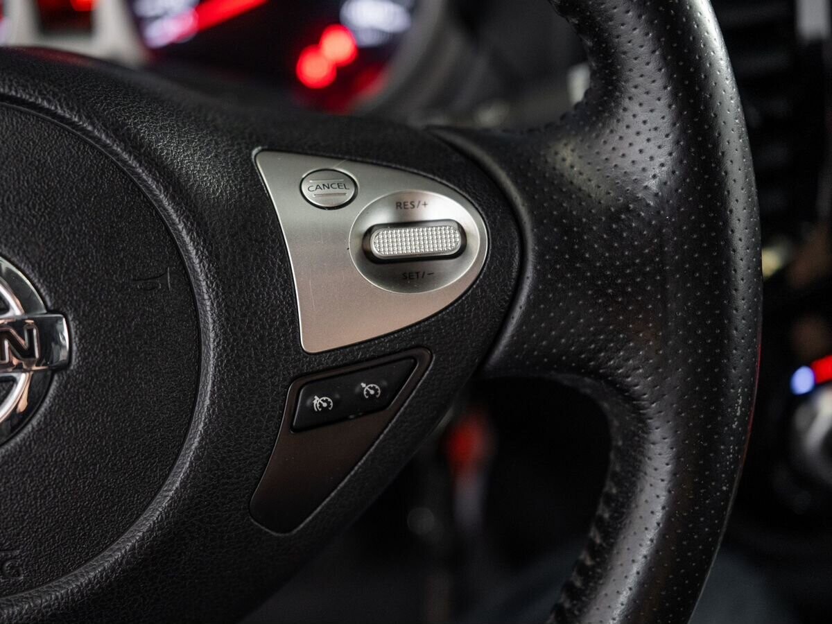 Nissan Juke 2014 - фото автомобиля