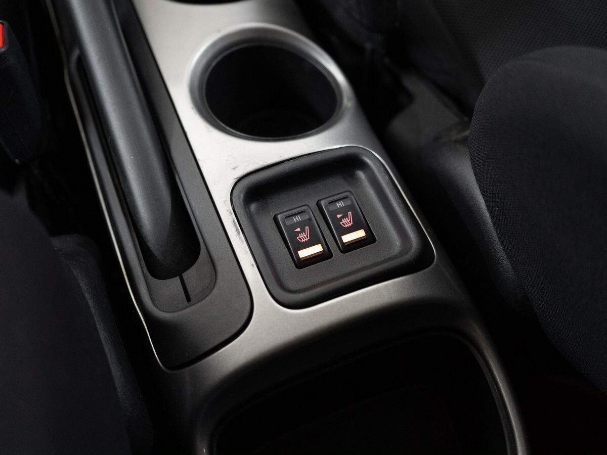Nissan Juke 2014 - фото автомобиля