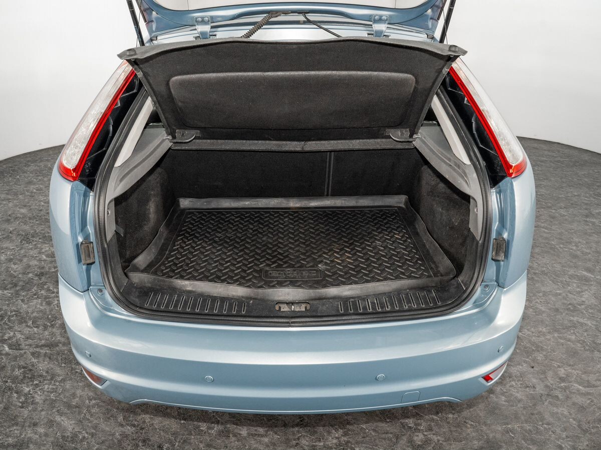 Ford Focus 2009 - фото автомобиля