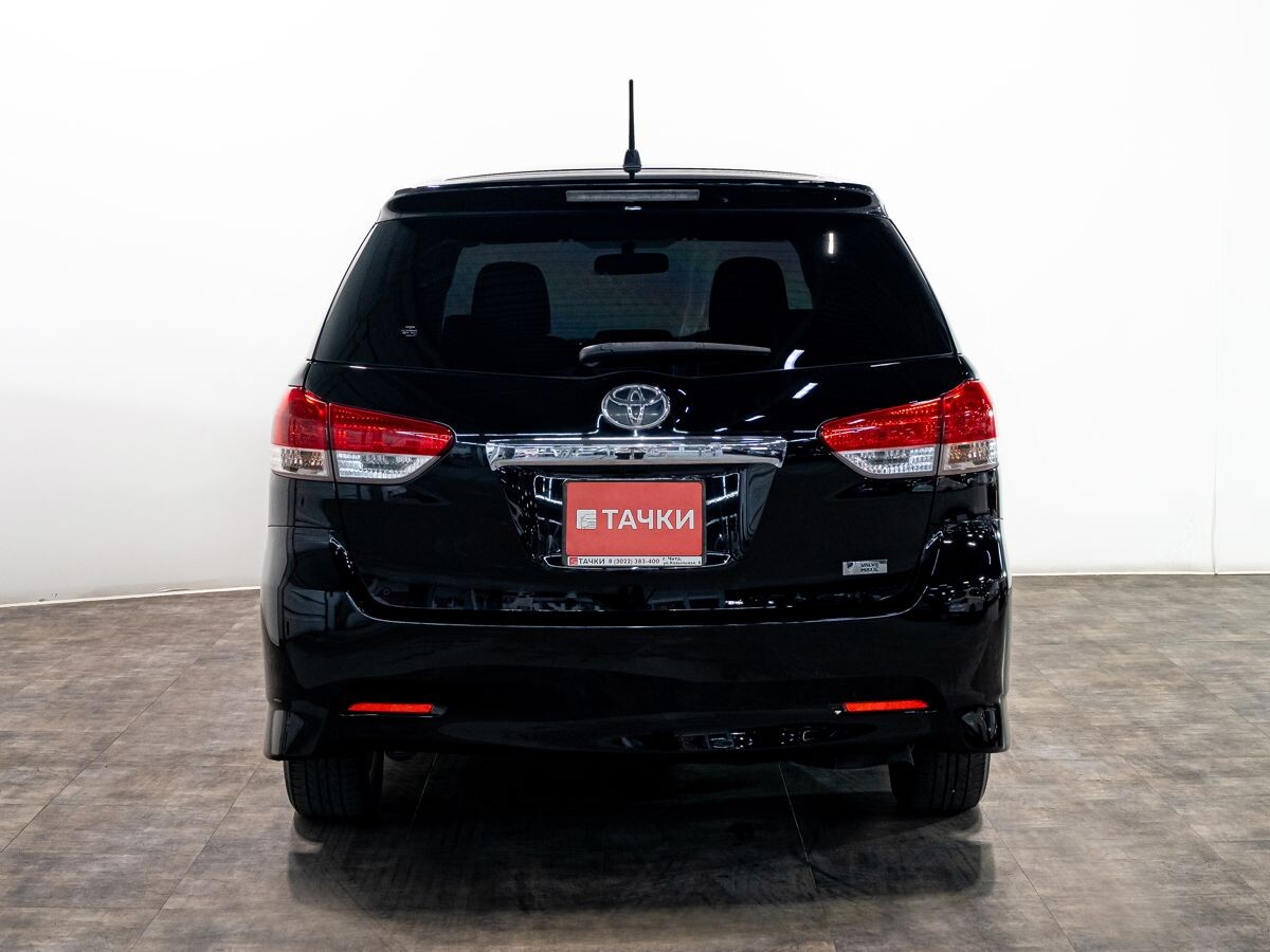 Toyota Wish 2009 - фото автомобиля