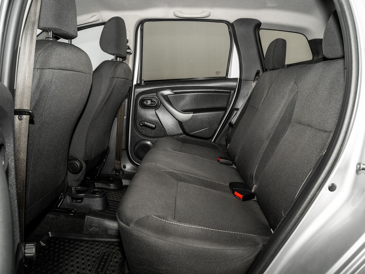 Renault Duster 2019 - фото автомобиля