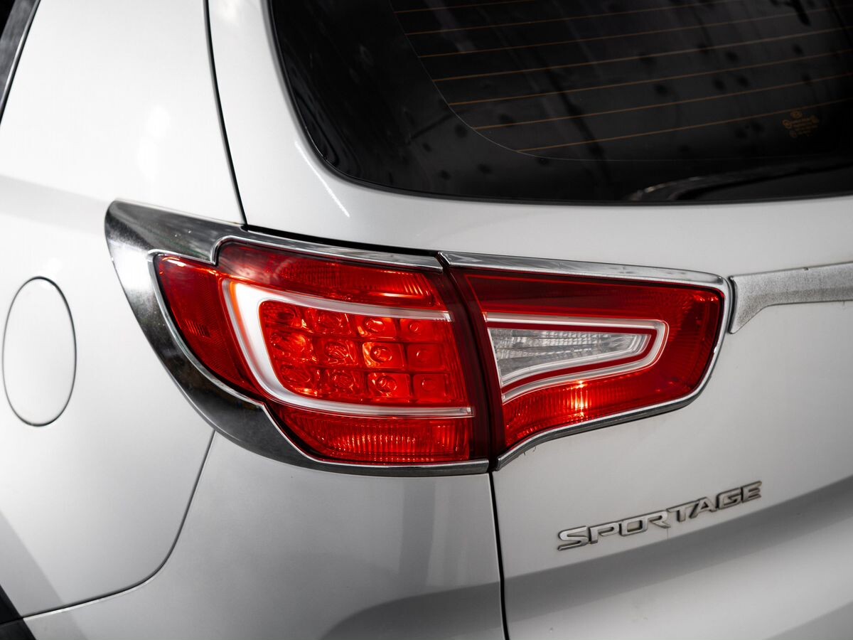 Kia Sportage 2011 - фото автомобиля