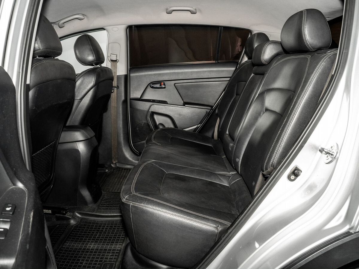 Kia Sportage 2011 - фото автомобиля
