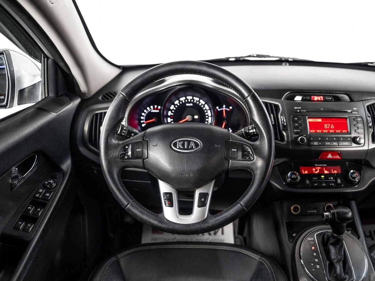 Kia Sportage 2011 - фото автомобиля