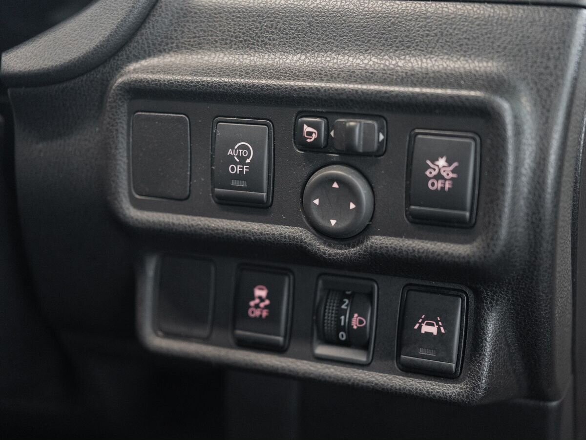Nissan Note 2020 - фото автомобиля