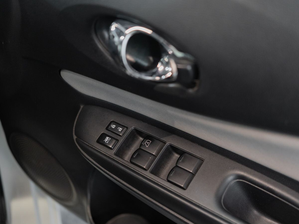 Nissan Note 2020 - фото автомобиля