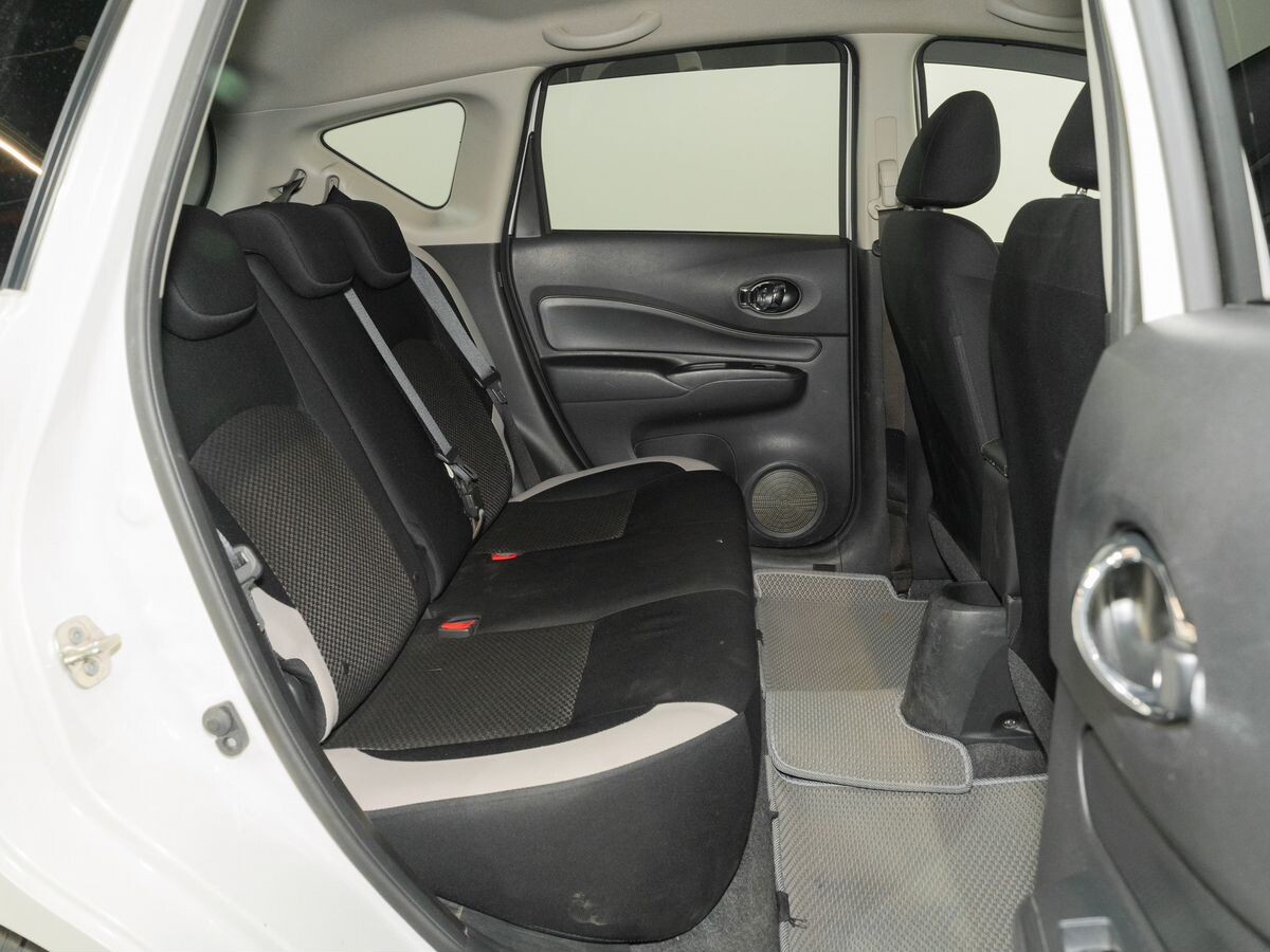 Nissan Note 2020 - фото автомобиля