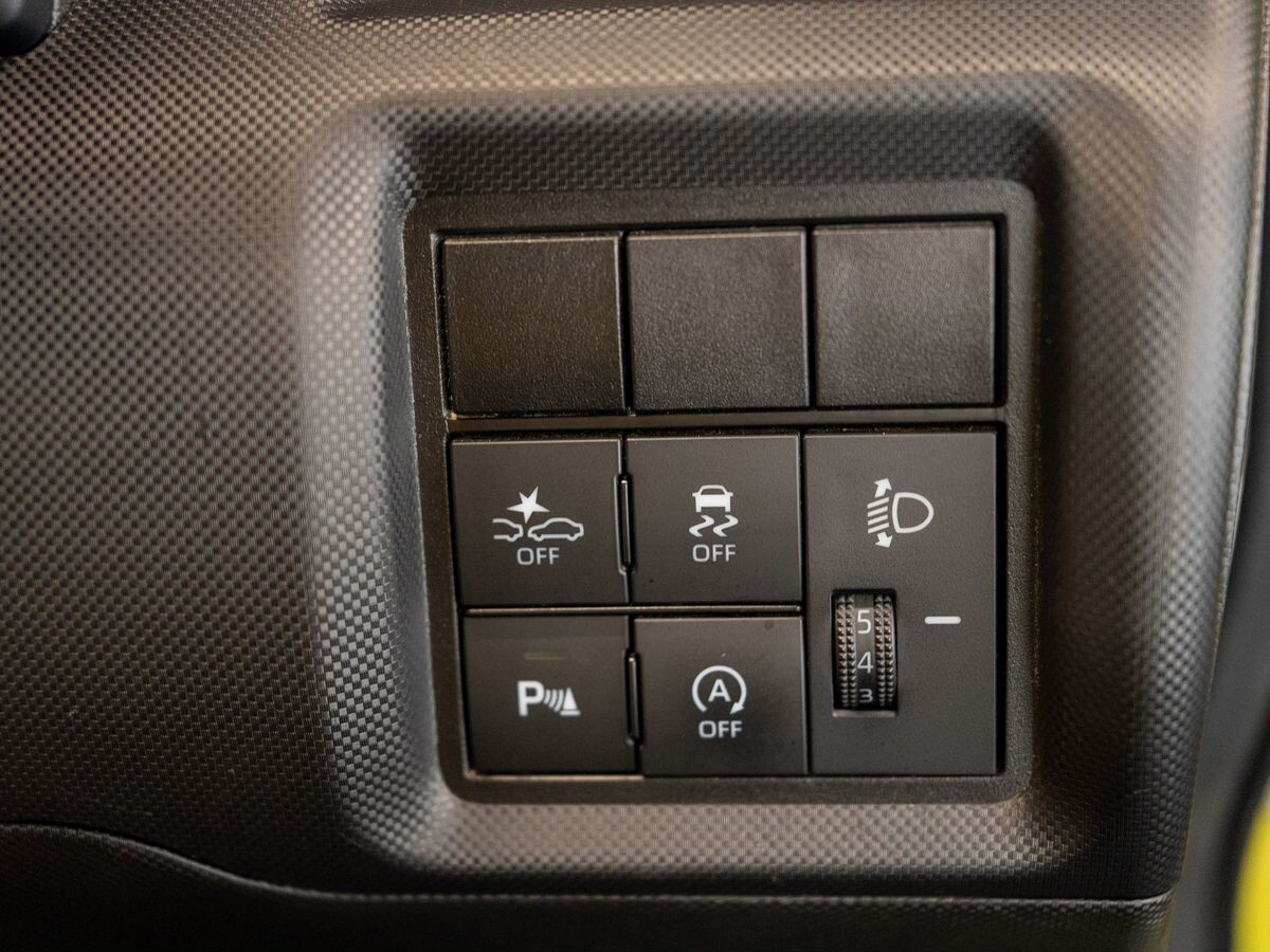 Toyota Raize 2020 - фото автомобиля