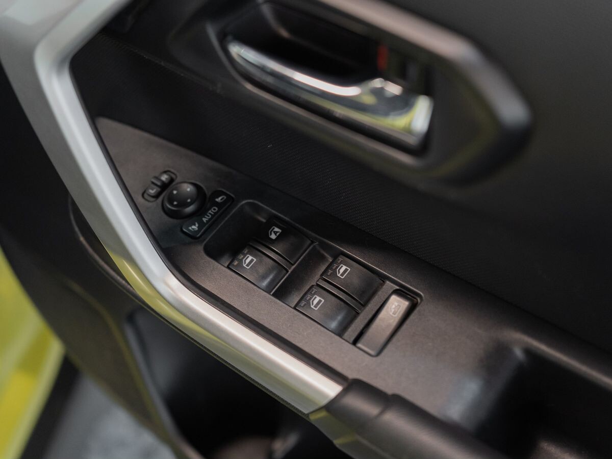 Toyota Raize 2020 - фото автомобиля
