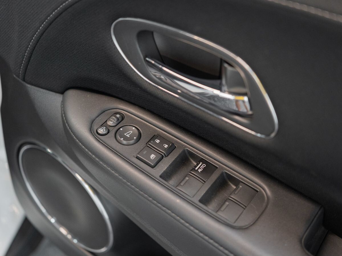 Honda Vezel 2020 - фото автомобиля