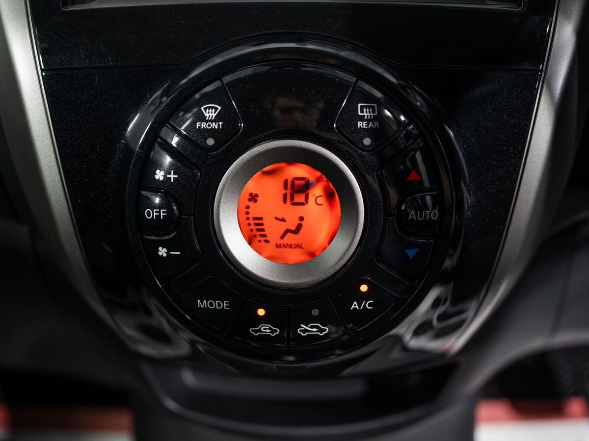 Nissan Note 2016 - фото автомобиля