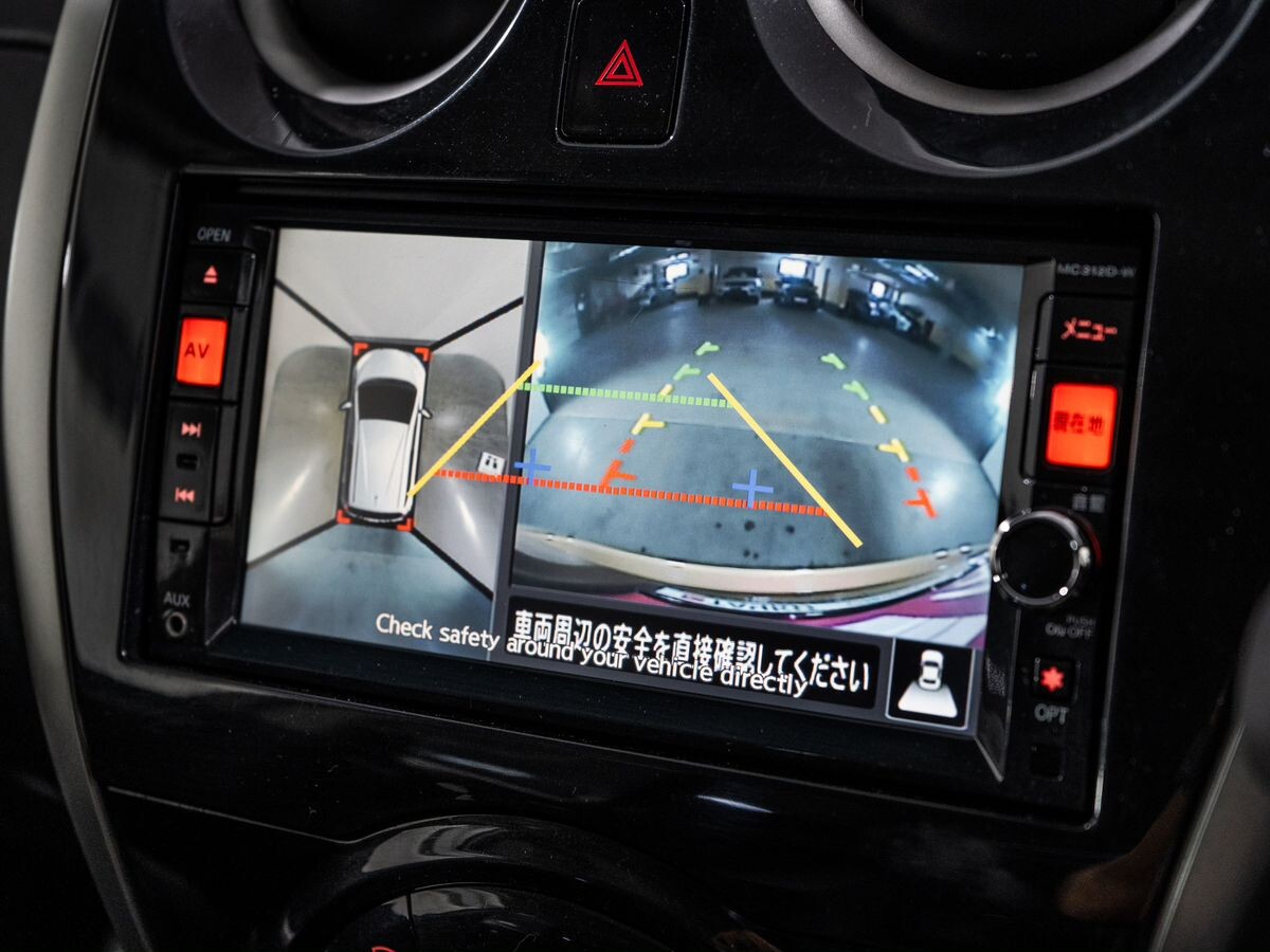 Nissan Note 2013 - фото автомобиля