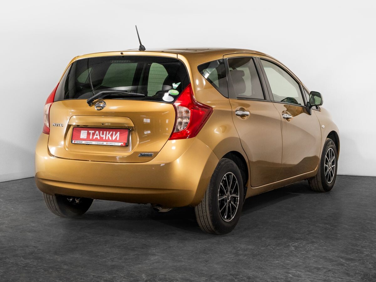 Nissan Note 2013 - фото автомобиля