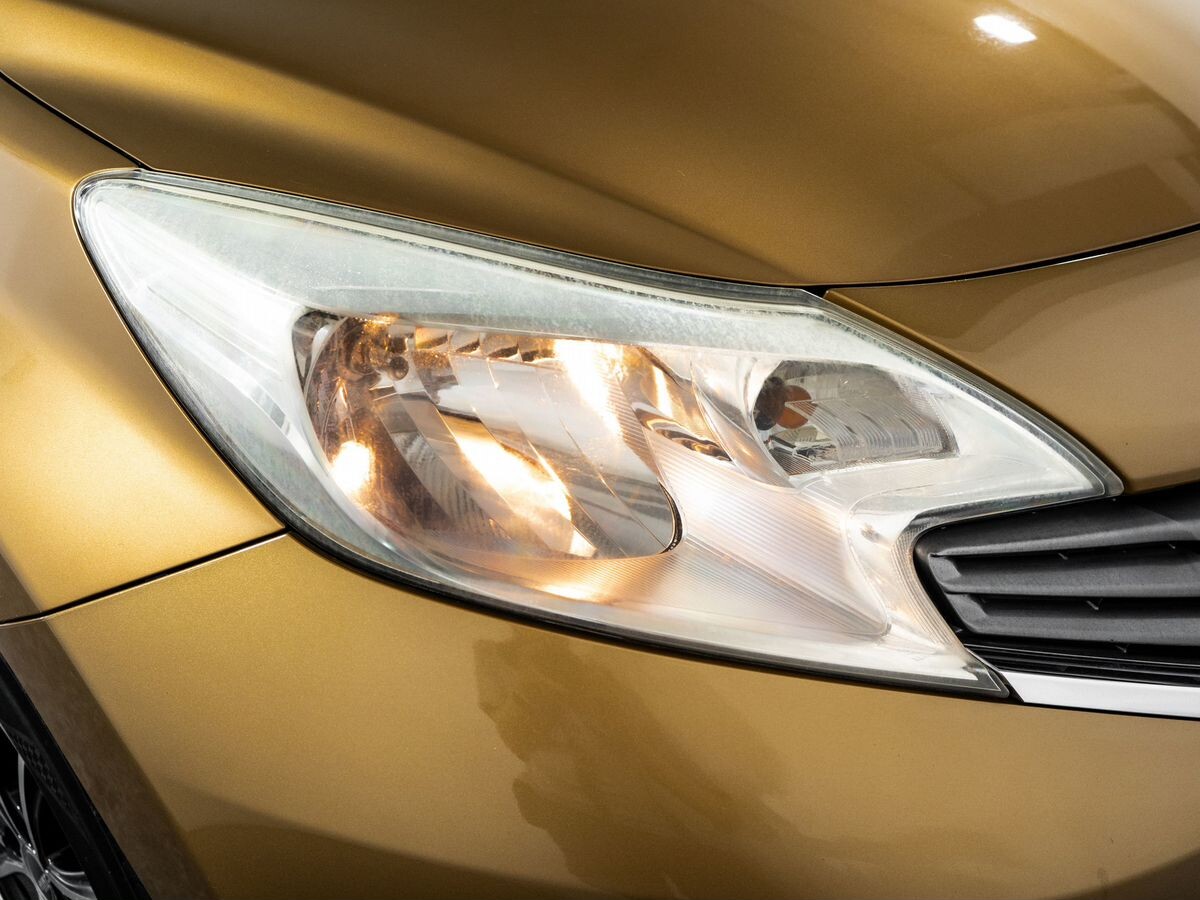 Nissan Note 2013 - фото автомобиля