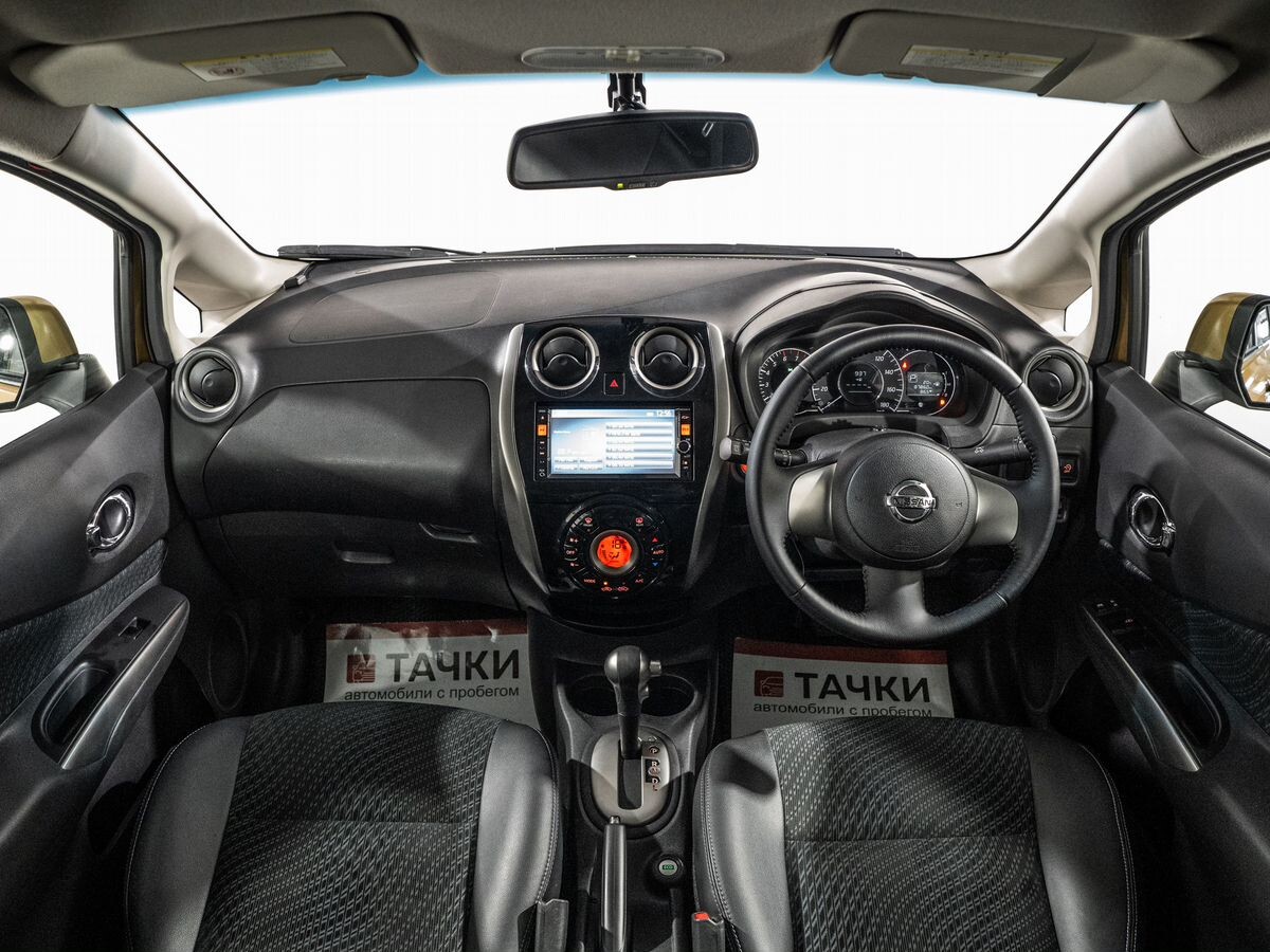 Nissan Note 2013 - фото автомобиля