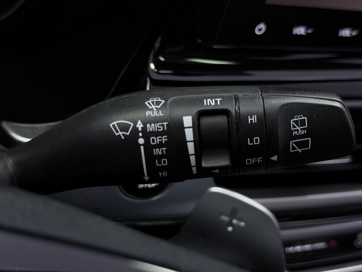 Kia KX3 2021 - фото автомобиля