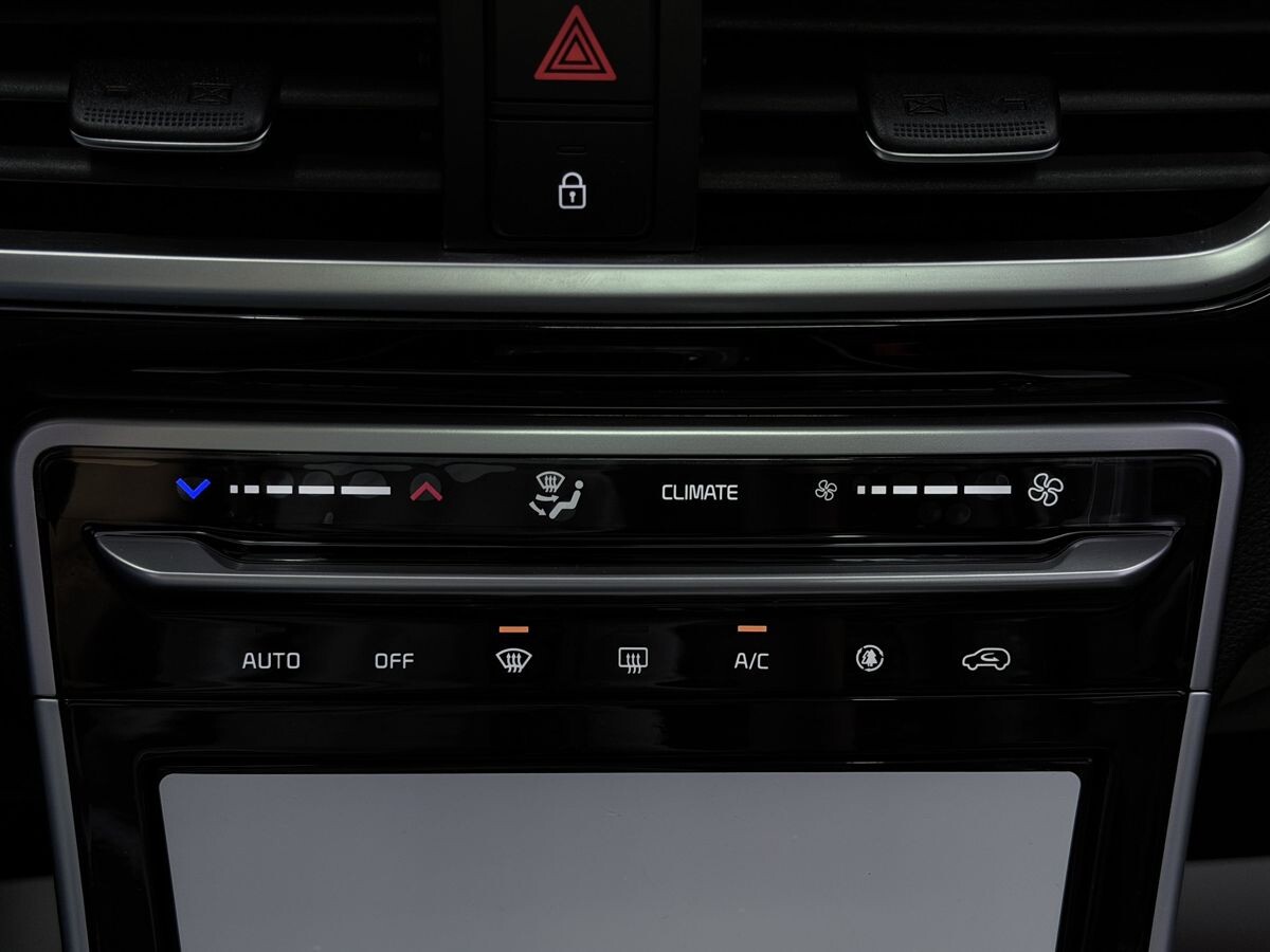 Kia KX3 2021 - фото автомобиля