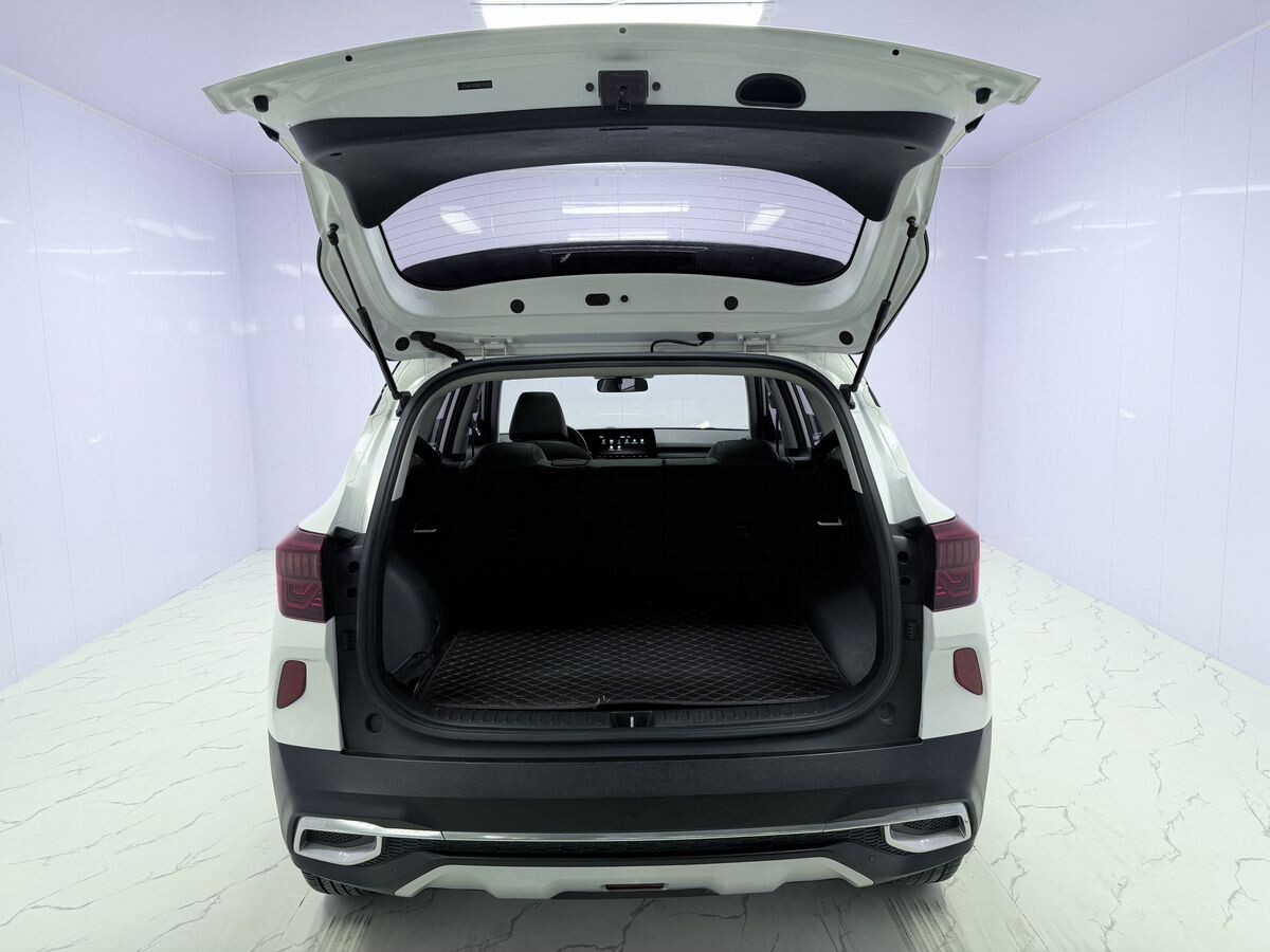 Kia KX3 2021 - фото автомобиля