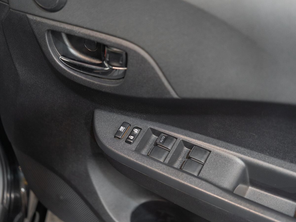 Toyota Ractis 2016 - фото автомобиля