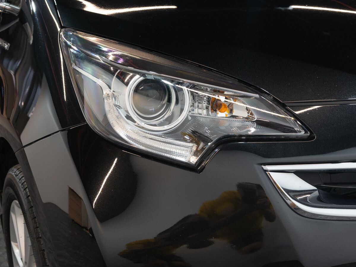 Toyota Ractis 2016 - фото автомобиля