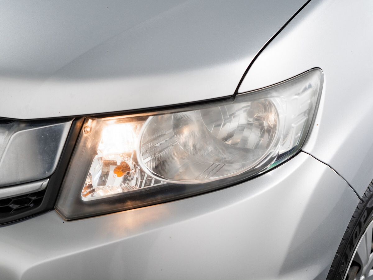 Honda Freed Spike 2014 - фото автомобиля
