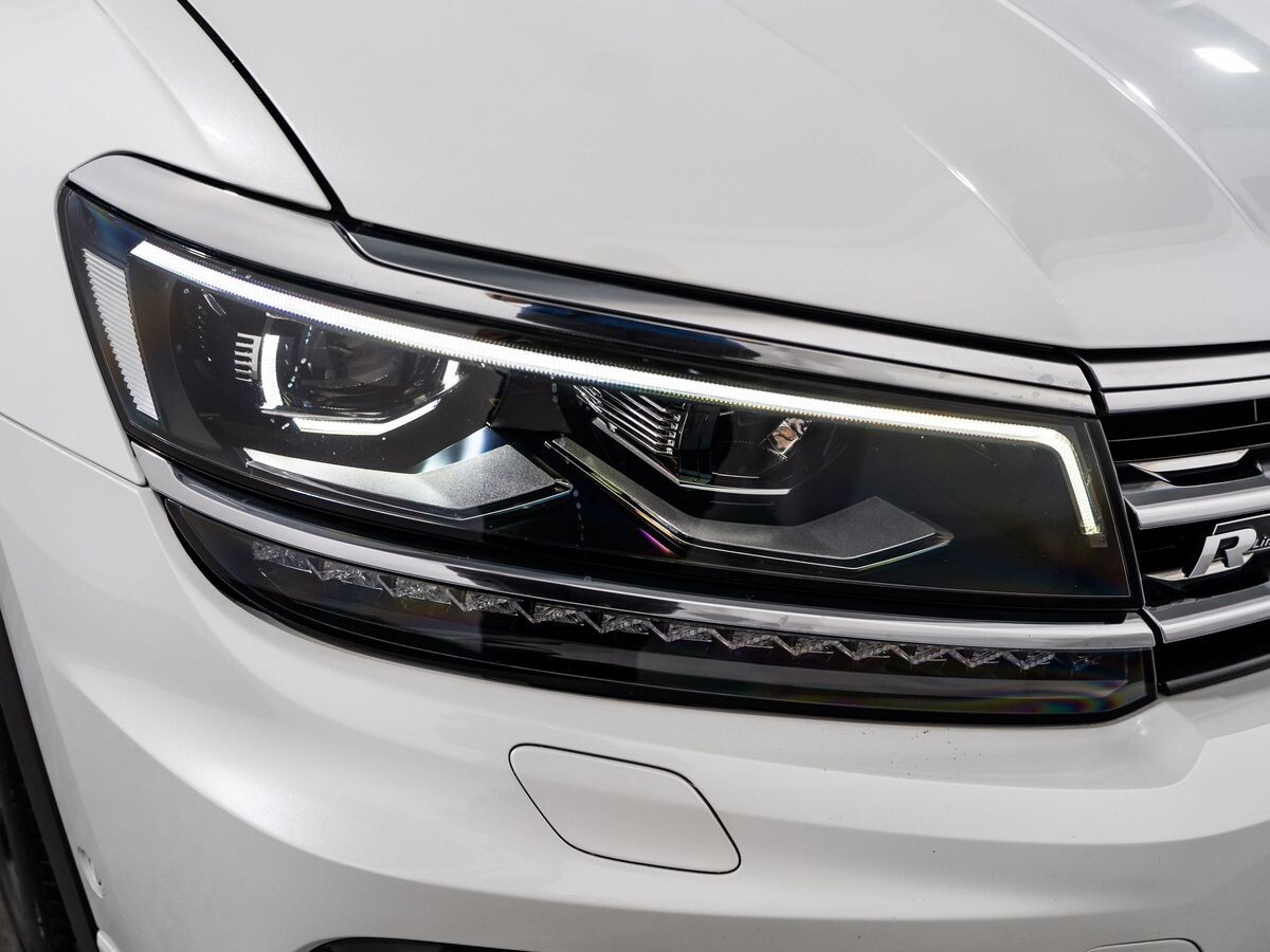Volkswagen Tiguan 2016 - фото автомобиля