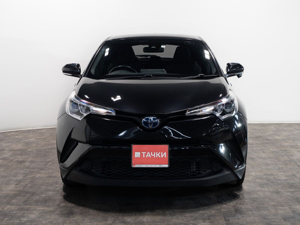 Toyota C-HR 2017 - фото автомобиля