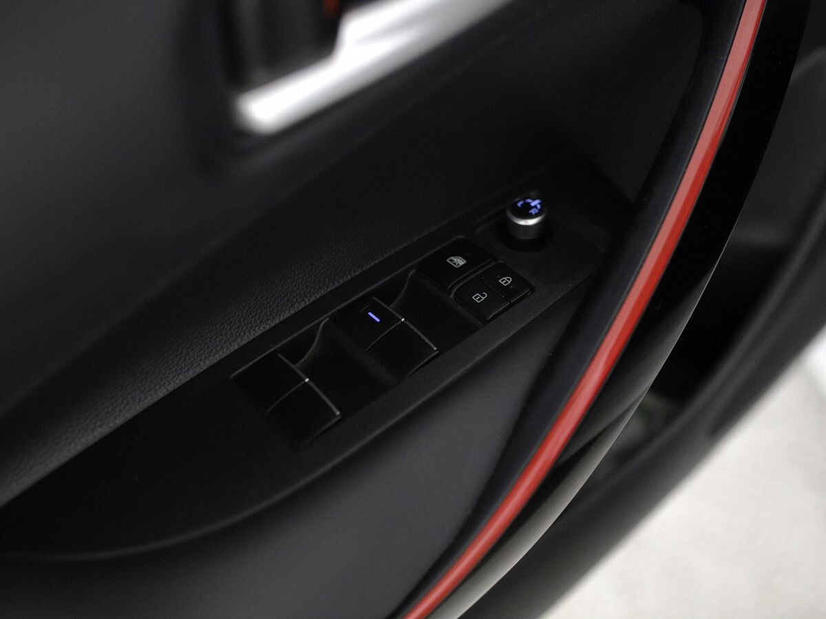 Toyota Levin 2022 - фото автомобиля