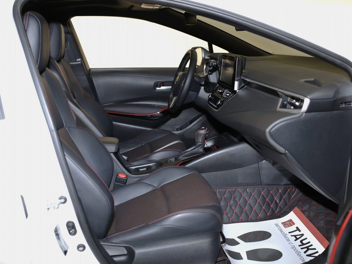 Toyota Levin 2022 - фото автомобиля