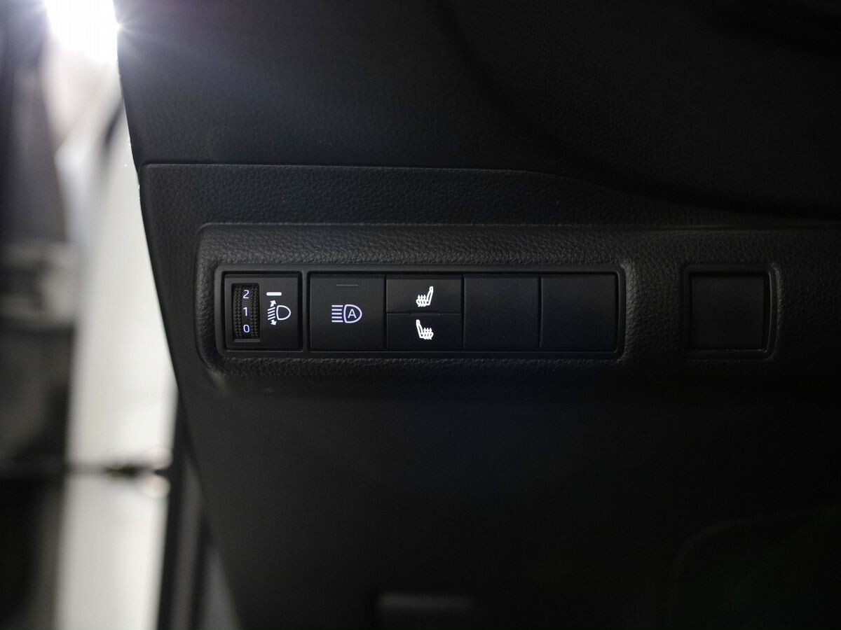 Toyota Levin 2022 - фото автомобиля